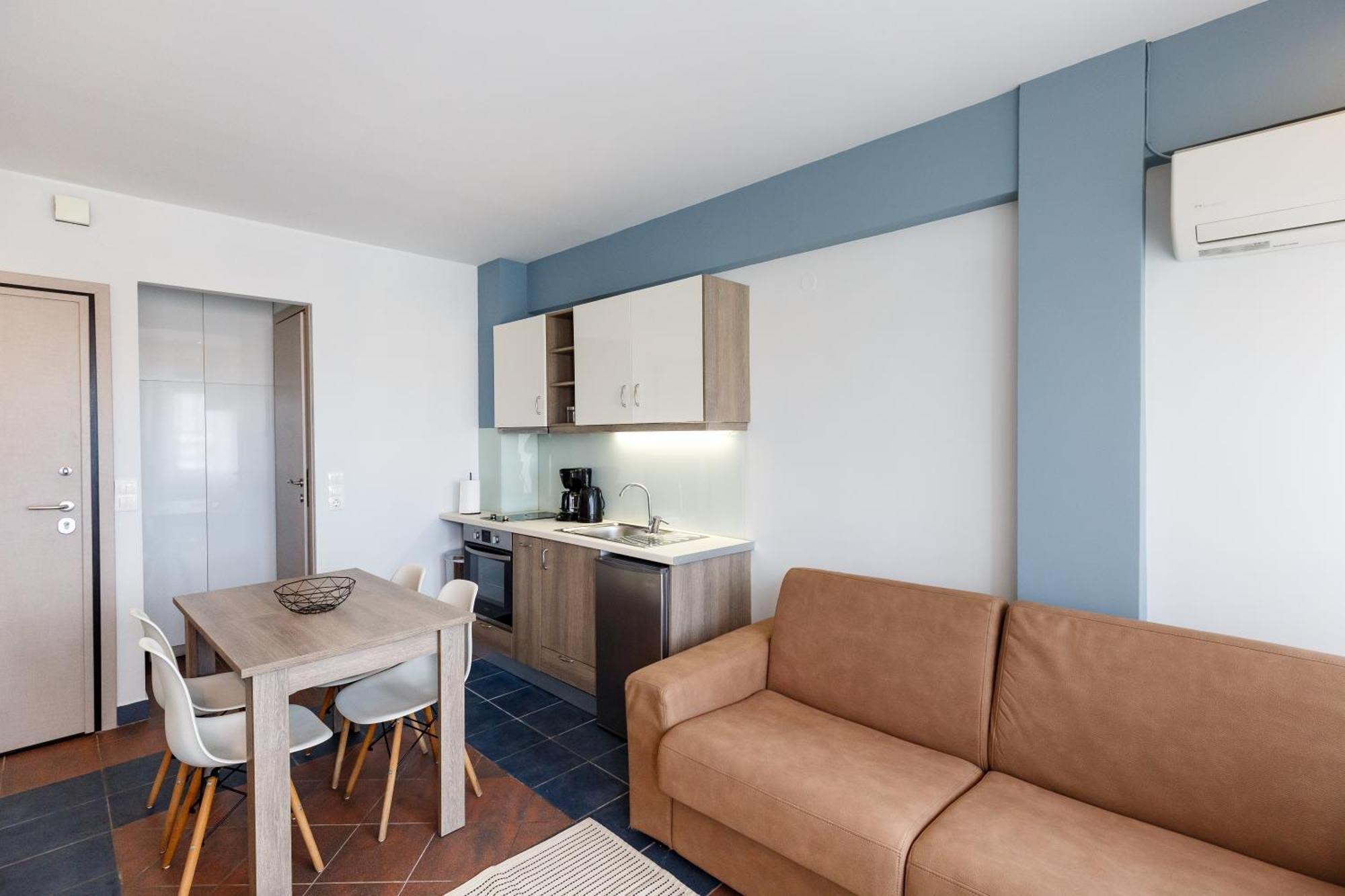 Evel'S Home Suites Salonicco Esterno foto