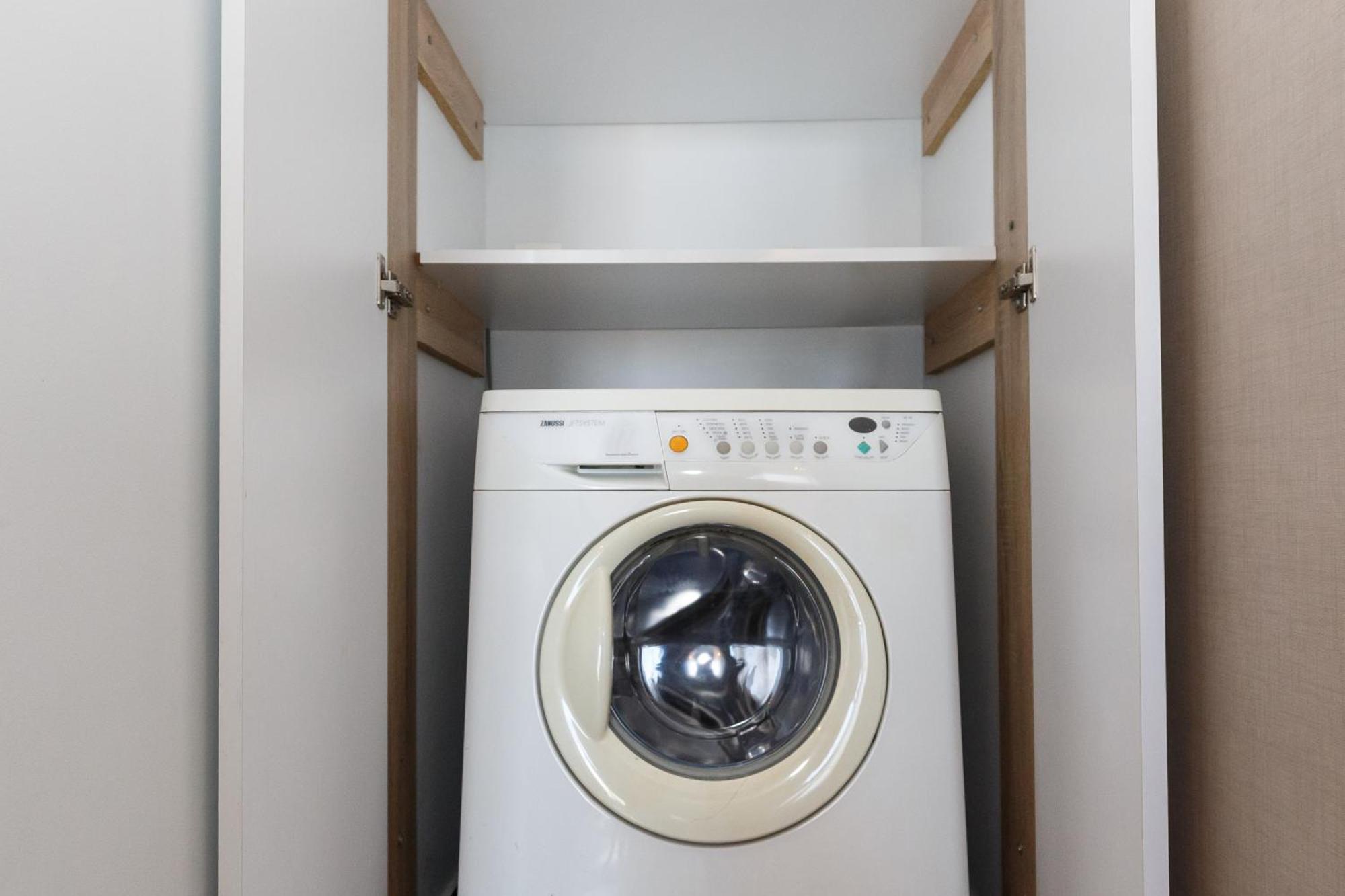 Evel'S Home Suites Salonicco Esterno foto