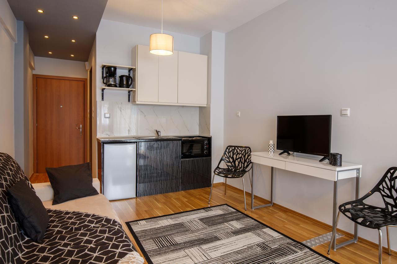 Evel'S Home Suites Salonicco Esterno foto