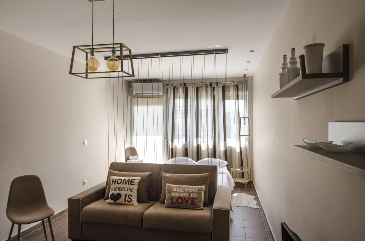 Evel'S Home Suites Salonicco Esterno foto