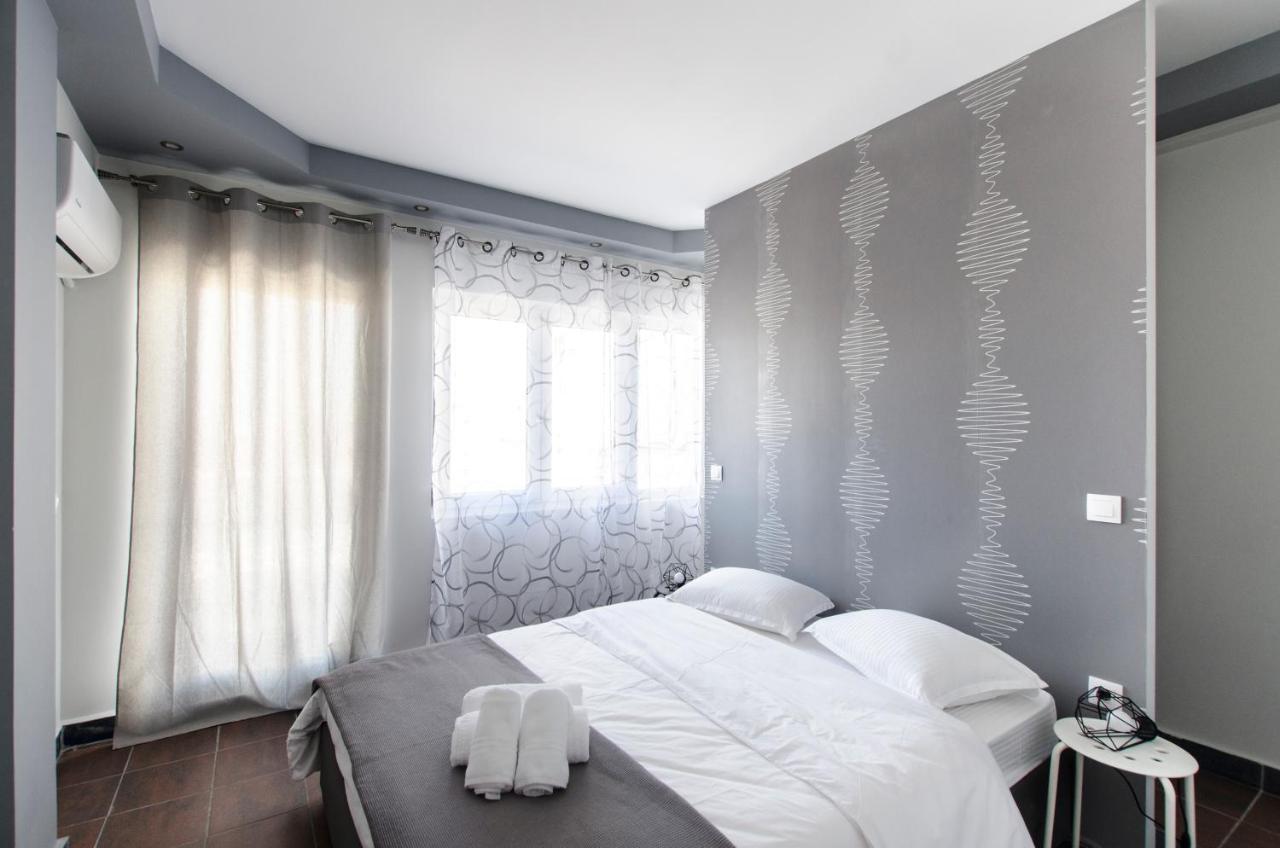 Evel'S Home Suites Salonicco Esterno foto