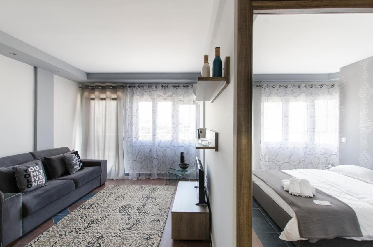 Evel'S Home Suites Salonicco Esterno foto