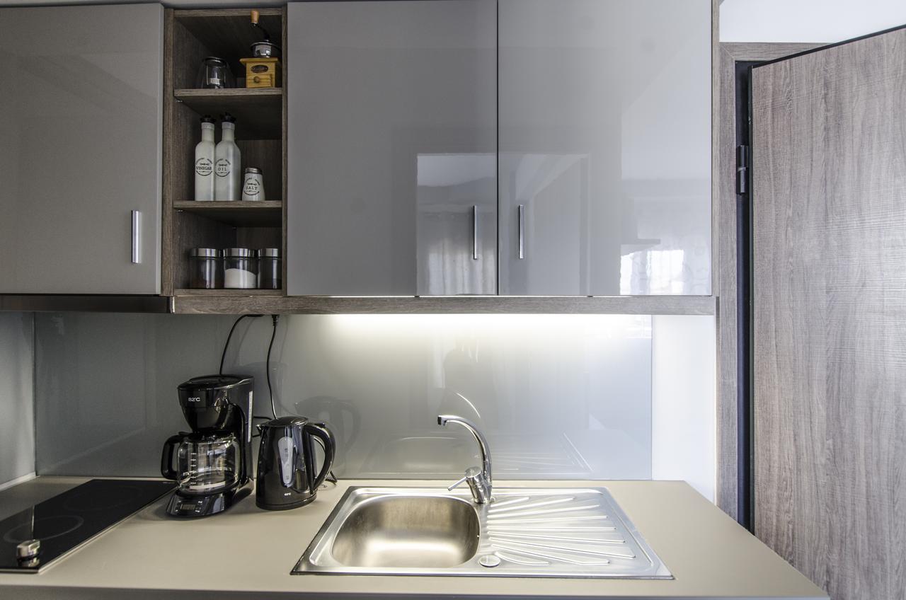Evel'S Home Suites Salonicco Esterno foto